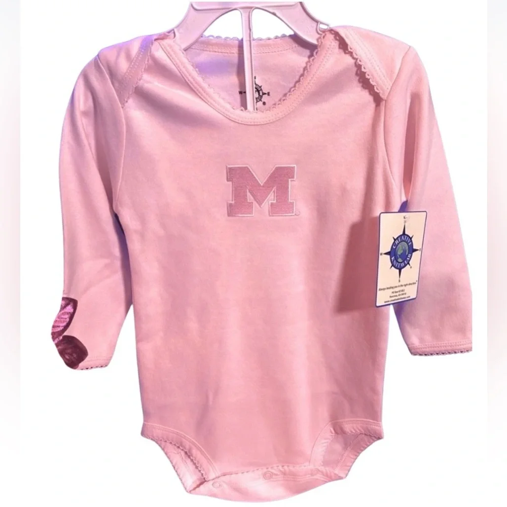 UNIVERSITY OF MICHIGAN (UofM) Pink Infant Booties in Protective Case, NWT